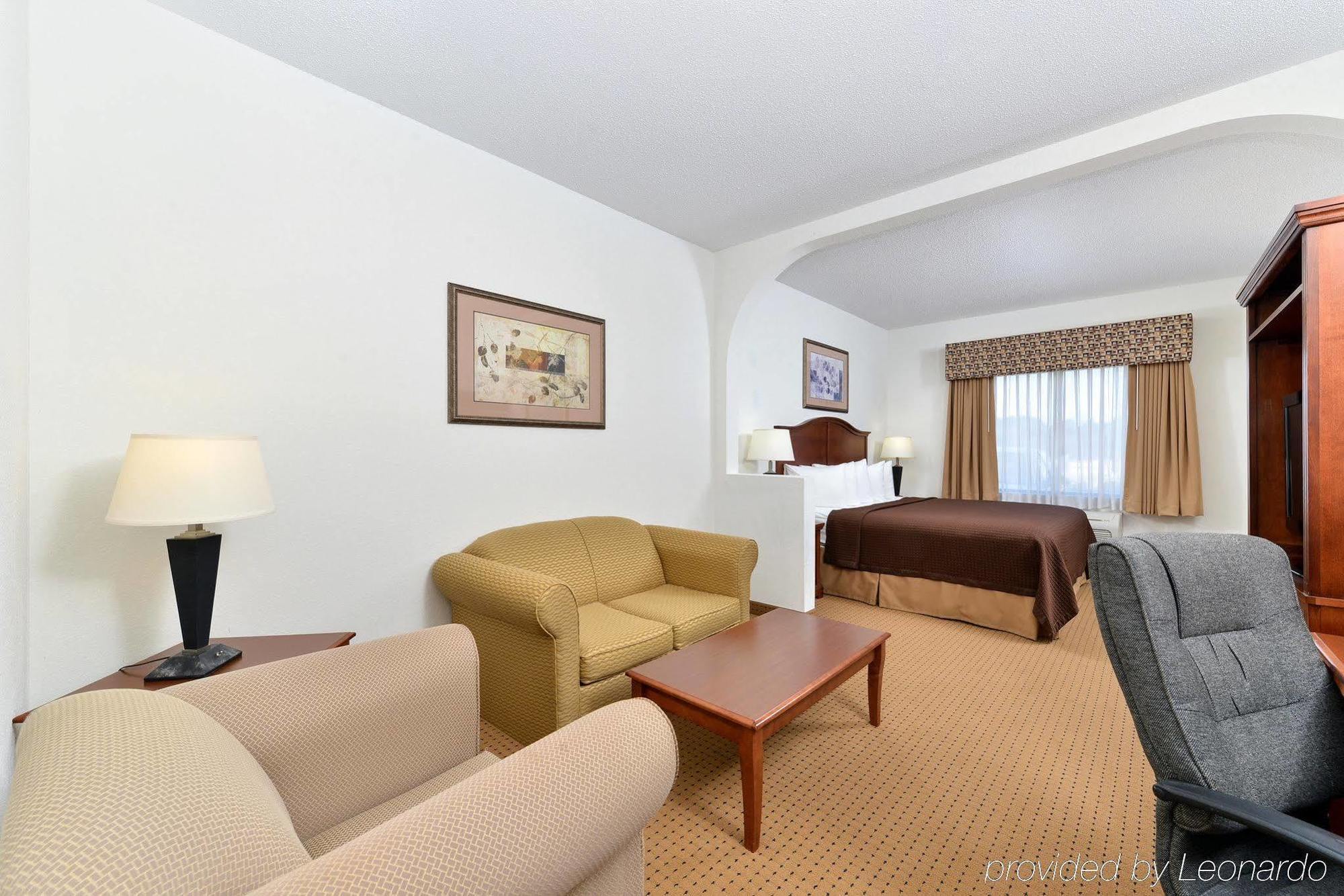 Red Roof Inn & Suites Carrollton, Ga - West Georgia Eksteriør bilde
