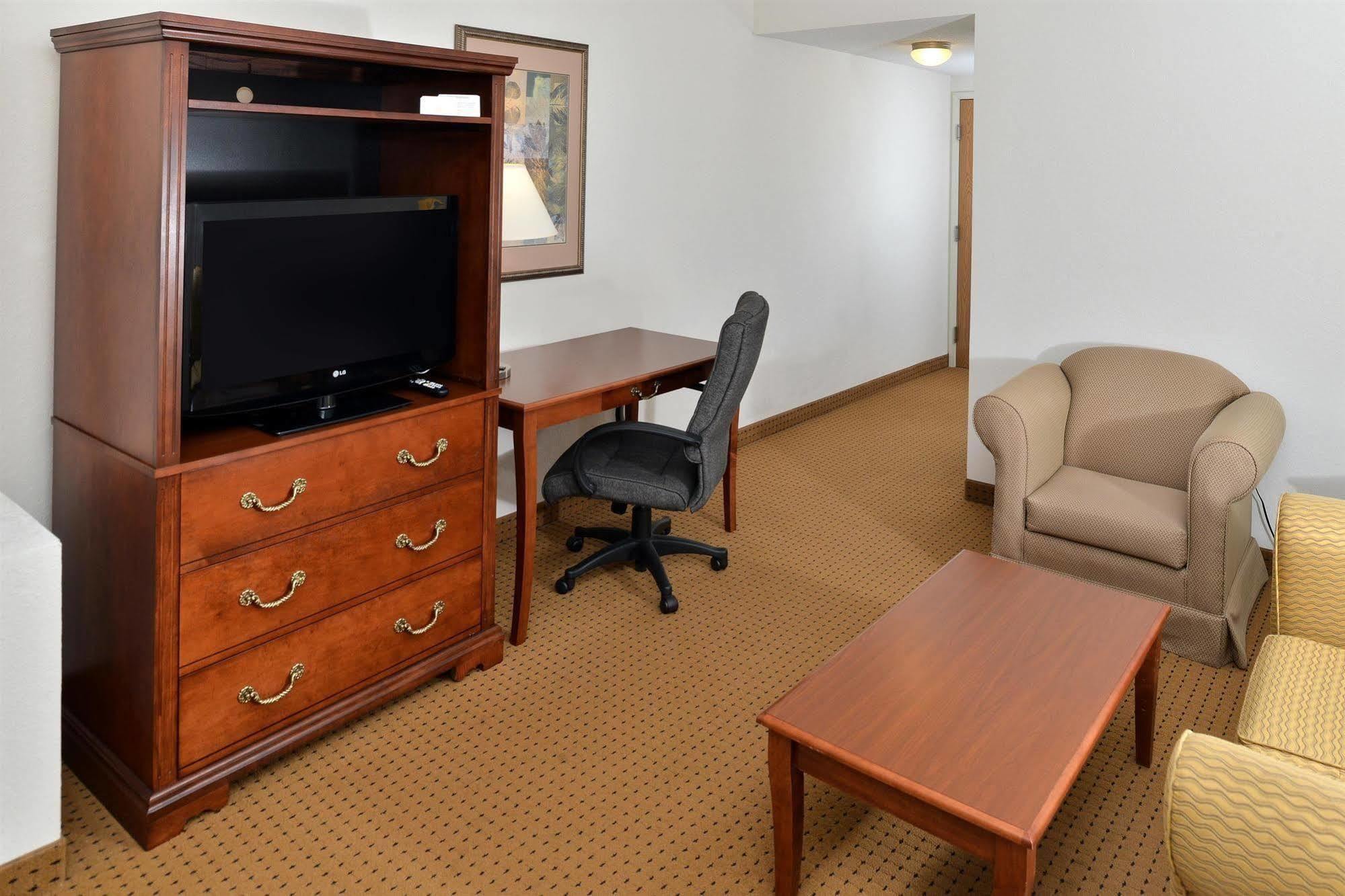 Red Roof Inn & Suites Carrollton, Ga - West Georgia Eksteriør bilde